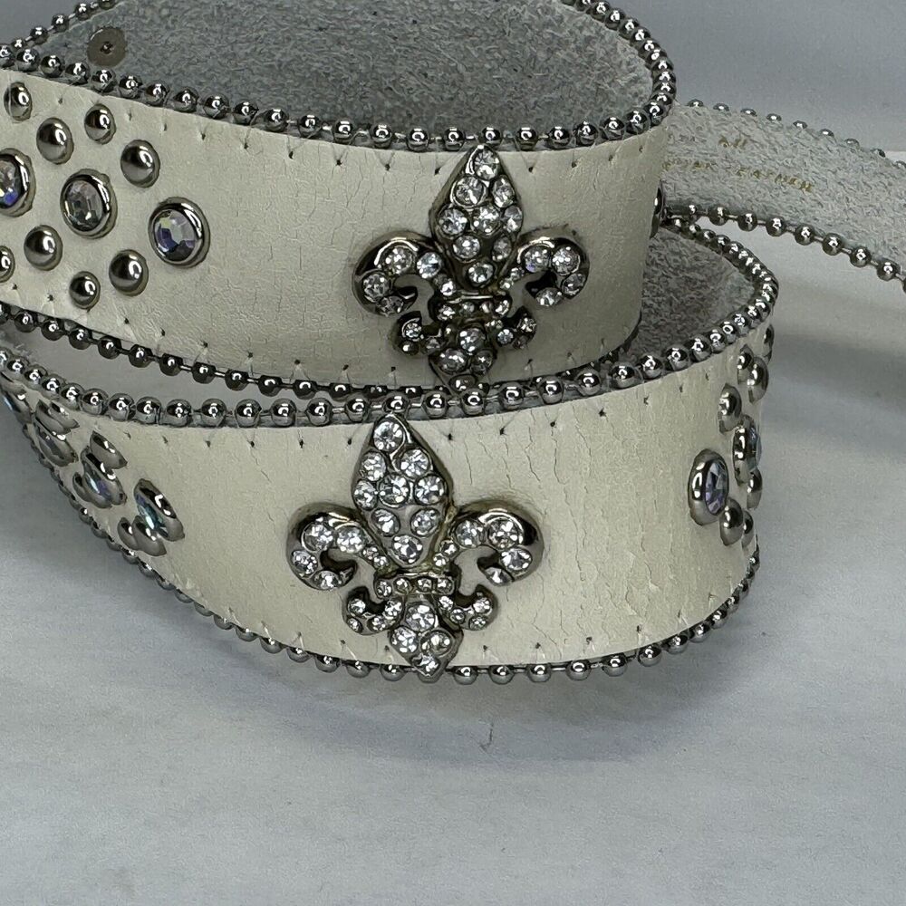 Elegant Silver and Cream Studded Belt - Picture 4 of 8